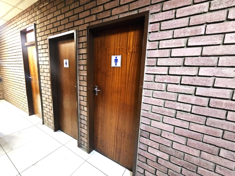 To Let Commercial Property for Rent in Rustenburg Rural North West